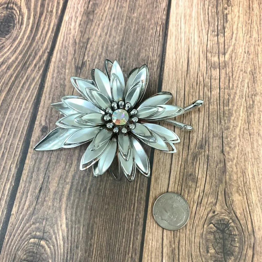 Vintage Floral AB crystal Brooch‎